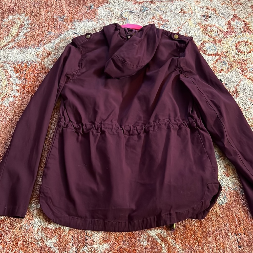 Jackets - Picture 5 of 7